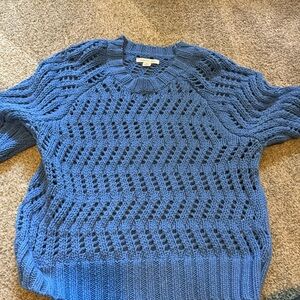 American eagle size s sweater